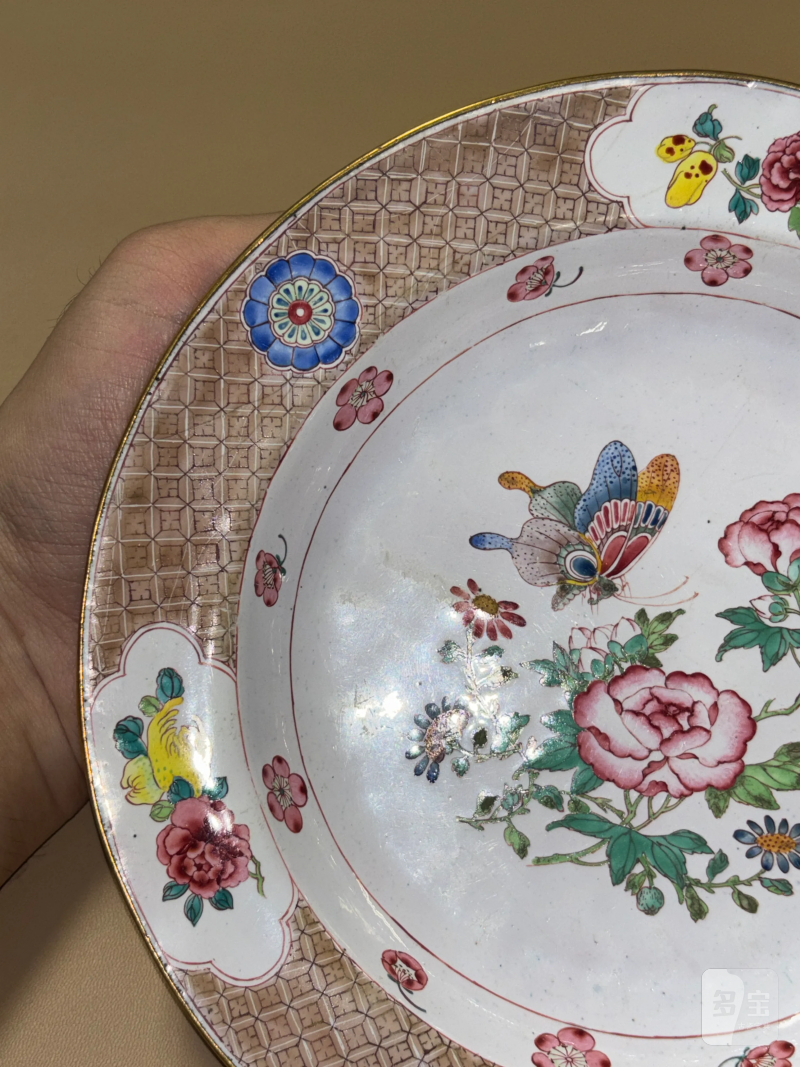 清雍正 铜胎画珐琅蝶恋花纹盘 - 图3